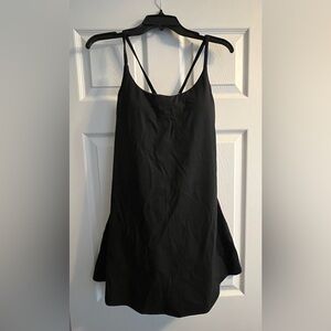 Halara easy peasy dress in black. NWT size Large.